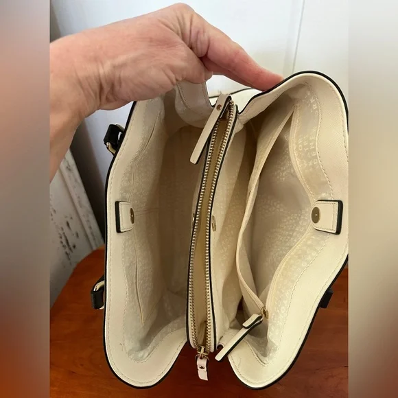 Kate Spade 2 tone Cream Tote Bag with black accents - Picture 5 of 9